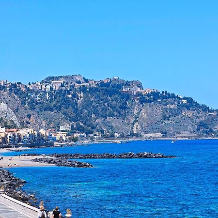 Super Panorama & Astonishing Apartment Seaview Giardini Naxos Dış mekan fotoğraf