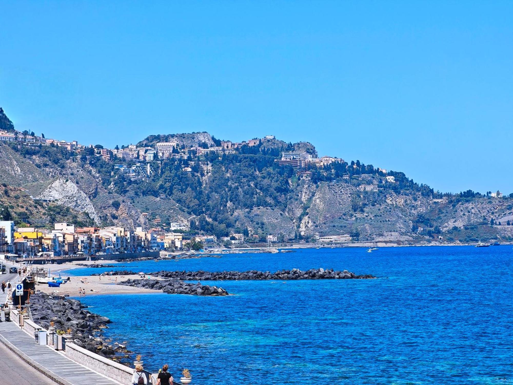 Super Panorama & Astonishing Apartment Seaview Giardini Naxos Dış mekan fotoğraf